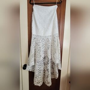 B Two Sisters Celine Skirt sz 6. C